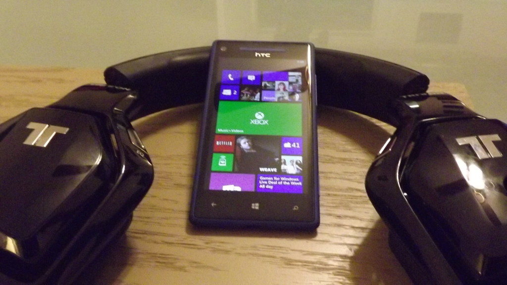 Windows Phone 8X With Tritton Deataonators