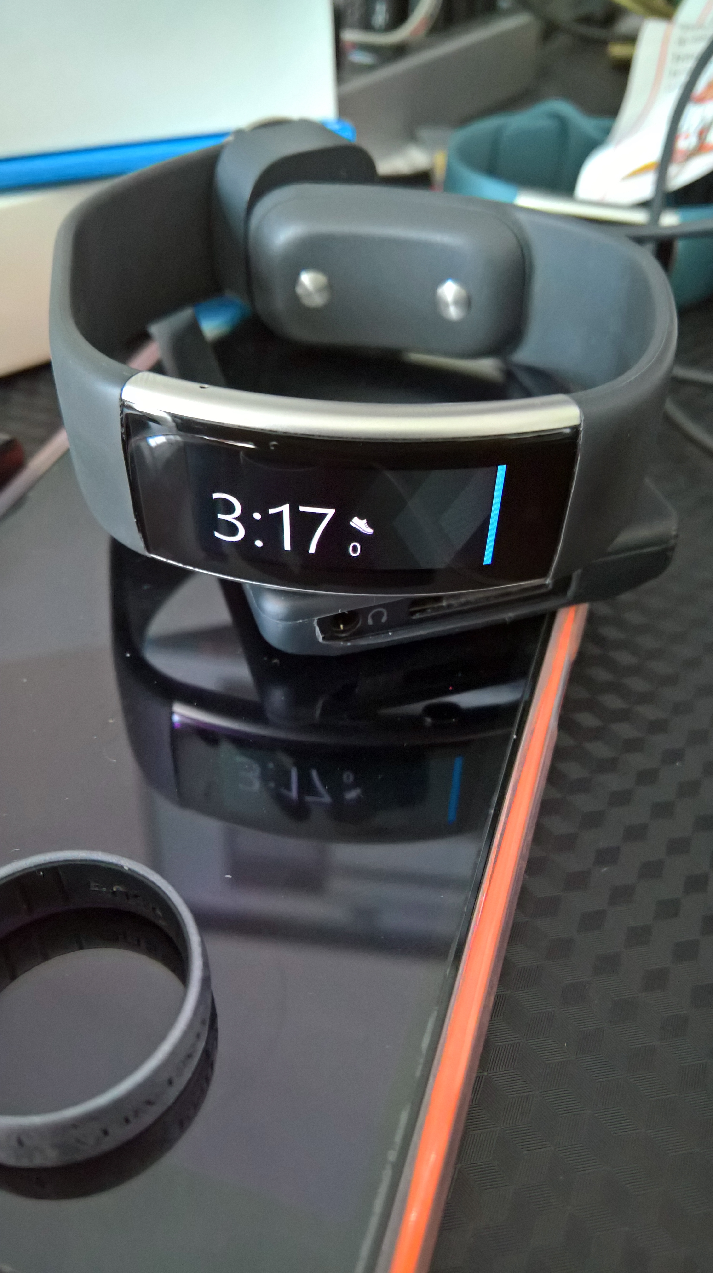 Held Hostage: In the age of ‘AI everywhere’, this is why Windows on mobile matters now, more than ever.